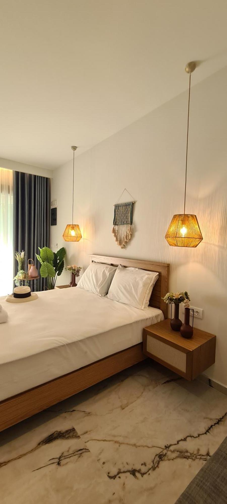 Costa Anastasia_Sea View Suites Vrasná Rum bild