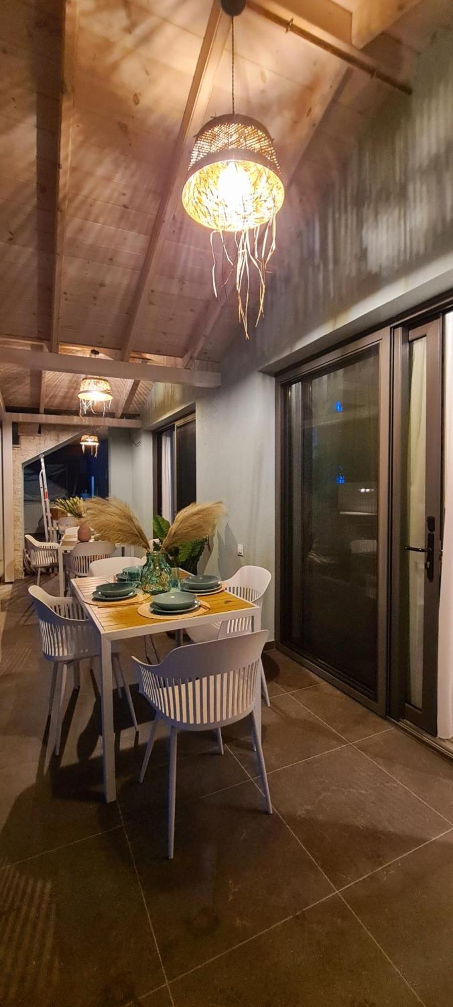 Costa Anastasia_Sea View Suites Vrasná Rum bild